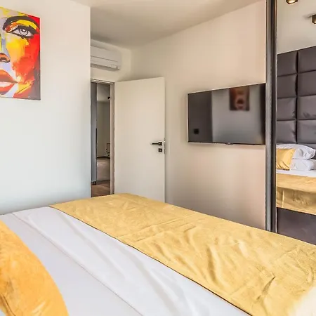 Apartment Luxury Maja Baska Voda