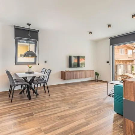 Luxury Maja Apartment Baska Voda
